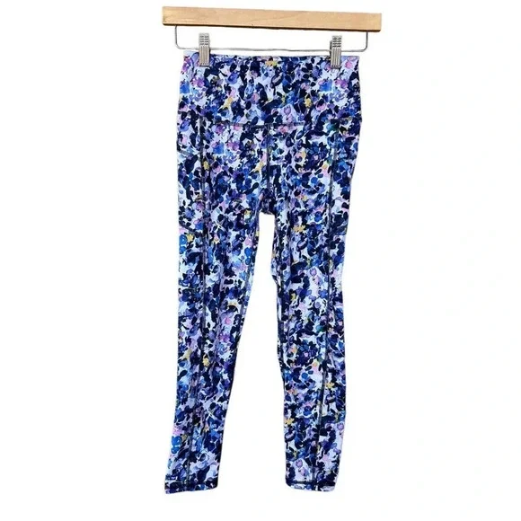 GAIAM Women's Colorful Blue and Purple Hues Floral Yoga Pants Size XS - Picture 1 of 6